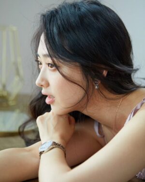 Kim Min-jung Instagram - -
'내가 사랑하는 mood '

#THESTAR , B-CUT
