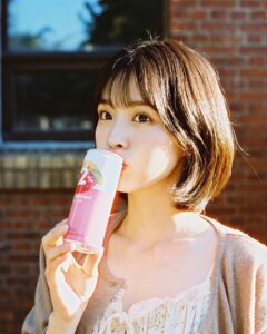 Actress Kim Si-eun HD Photos and Wallpapers November 2024