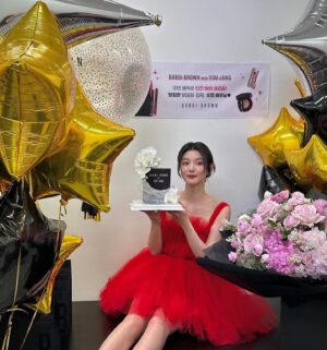 Kim You-jung Instagram - 💌