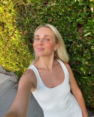 Kimberley Crossman Instagram - 🌸Gained a few new followers recently which I feel very appreciative of! THANK YOU! 🌸
 
I thought I would do a little get to know facts with Kim ❤️
1.        I got married to the most magical human this year in April—love you, Tom! @the__tomwalsh 
2.        I’m obsessed with animals of all kinds. I have bees, dogs, cats, and even a tarantula!
3.        I’m an actress, and I absolutely love it. Acting makes me feel alive, creative, joyful, and like I’m truly following my purpose.
4.        I study marine biology and had an incredible experience this year working on a research assignment during Shark Week. I came face to face with possibly the biggest great white shark recorded—or at least one of the biggest! @sharkweek 
5.        I’m an ambassador for SPCA and World Vision. This role allows me to work closely with both charities to make positive changes and raise funds and awareness for vulnerable communities and animals. @spcanz @worldvisionnz 
6.        I can’t cook. I’m definitely a morning person! I love trying new places @prettyromanticreviews 
7.        I have depression and anxiety, and I dedicate a lot of time to learning more about my condition and ways to manage or heal through my podcast, Pretty Depressed. @prettydepressed_ 
8.        I love adrenaline activities. I’m drawn to anything that makes me scared and tend to run towards those experiences.
9.        Travel is my drug of choice. I love being on the move and split my time between LA, California, and Auckland, New Zealand. I’m also a dual citizen.
10.  My core group is everything to me. My family and my seven best friends mean the world to me, and I would do anything for them. @rochelle.was.here  @jill.arkley 
 
 
 
I’d love to learn more about you too! One of my goals for the tail end of 2024 is to be more active on my social media and create more entertaining and impactful content with Tom ❤️🫶
 
#ActorLife  #ContentCreator #HollywoodLife #sharkweek #pets #spca #worldvision #family #mentalhealth #tips #podcast #newzealand #actor #movies #marrriage #couples