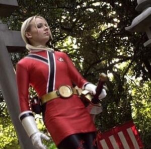Kimberley Crossman Instagram - 📍 Power Rangers Samurai 

Sorry I can’t be at @officialpowermorphicon this weekend as I’m filming in Regina, Canada. 🇨🇦 

I made a cameo and can send any fan videos over the weekend. ❤️ Massive shout out to all the epic @powerrangers fans out there. Your support and encouragement is unparalleled- truely the most epic fans! Thank you 🙏