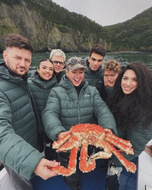 Klavdiya Vysokova Instagram - Камчатка 🏔️❤️ 
гастроли мечты выглядят так:

P.S. Мечтаю вернуться сюда снова! И концерт повторить, и китов найти 🐋  кто со мной?))