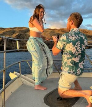 Kristen Doute Instagram - i’m wrapped around your finger like this ring i’m wearing 💍 🤟🏽 out of the all the fish in the sea, you chose me 🥹

(and thank you to our bestie @kylechandesign for creating the most beautiful ring!!)