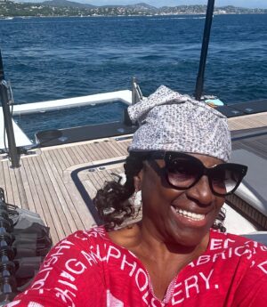 LaTanya Richardson Jackson Instagram - A summer of extraordinary fun! 🌊🌅🙏🏾 

Grateful for these memories with family and friends! 

Happy long weekend to all 💙💙💙🇺🇸