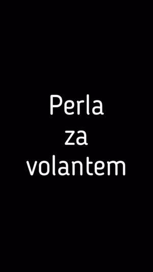 Ladislava Něrgešová Instagram - Taková ta běžná jízda v autě. Ne? A jen pro jistotu: Všechny záběry,kde se plně něvěnuji řízení,byly natáčeny v prázdných garážích a ve slepých nebo uzavřených ulicích ,kterých tu máme díky úplně rozkopané Praze spoustu. #zenazavolantem #takhlavnebezpecne že?