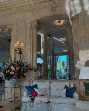 Lamitta Frangieh Instagram - @hotelducapedenroc 🇫🇷 my place to be every summer..
.
.
.
#mysummerstory #hoteledenroc #france #southoffrance #cotedazurfrance #luxuryliving #lamittafrangieh