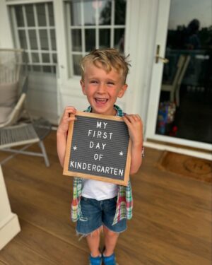 Laura Bell Bundy Instagram - Big day today! Cant believe my ‘ittle’ baby is such a big boy now.  So proud of you, Huckie!❤️

Thankful for the comradery of my Haytown mamas. @jessicachianne 😝