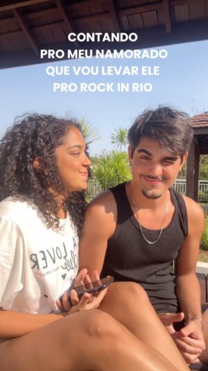 Laura Castro Instagram - anunciando essa noticiazona através da música 🥹 será que a gente tá ansioso pro @rockinrio?? 🥰 mal podemosss esperaaaar!!!!!

#RockinRio2024 #rockinrio40anos