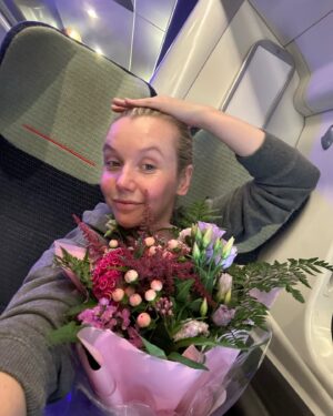 Lauren Lyle Instagram - Today was my last ever day on @outlander_starz. It had been 3 years since I last shot on the show when they asked me back for a turn on this final season. It’s now been 8 years since I got cast.. I really don’t know what to say. 

My life has changed on this show. Truly different lives lived. I’m so grateful for Marsali Fraser and all that came with her. For all your support and stories. 

See how I played the devils child that turned good? Very mindful, very demure.