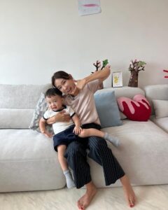 Actress Lee Ji-hye HD Instagram Photos and Wallpapers September 2024