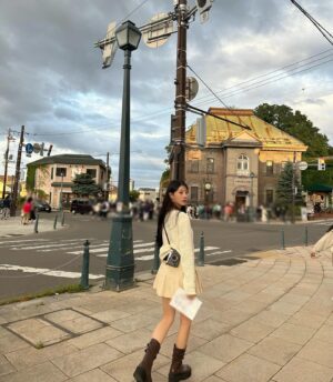 Lee Mi-joo Instagram - お久しぶり！☺️☺️
재미지게 ><