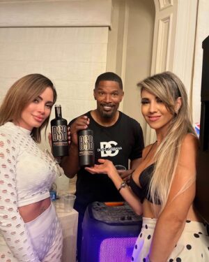 Leila Ciancaglini Instagram - Leila Ciancaglini Introducing Jamie Foxx @iamjamiefoxx @BSB_Bourbon Whiskey, the ultra-smooth, flavored bourbon from the one and only @iamjamiefoxx 

I’m thrilled to share with you Jamie’s newest creation, and trust me, it’s a game-changer!

 @JamieFoxx and @jyoungmdk spinning the hottest tracks!

_BSB Whiskey:_
- Ultra-smooth flavor
- Perfect for sipping or mixing
- A must-try for bourbon lovers!

_Don’t miss:_
- Jamie Foxx’s exclusive BSB Whiskey tasting
- DJ J Young’s electrifying set

Stay tuned for more updates!

#BSBWhiskey #JamieFoxx #NewBourbon #UltraSmooth #FlavoredWhiskey #DJJYoung #LeilaCiancaglini #WhiskeyLover #BourbonLove #Nightlife”
#BSBWhiskey #JamieFoxx #NuevoBourbon #SúperSuave #WhiskeySaborizado #DJJYoung #LeilaCiancaglini”