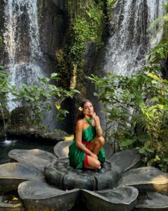 Actress Lena Guillou HD Instagram Photos and Wallpapers September 2024