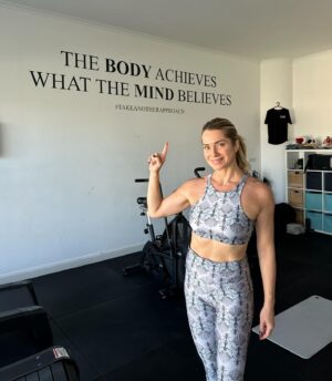Letícia Spiller Instagram - Boa semana ❤️💫⚡️☀️
