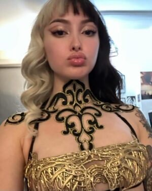 Lexi Brumback Instagram - Last Friday I was just with you in the studio, having deep convos, signing/dancing, and sharing laughs as you dressed me up in your beautiful creations for a shoot.
I’ve been such a fan of your work for so many years now, I never thought we’d one day be friends and that’s one of the last convos we had. 
I was shocked hearing the news this morning, and I’m so sad that you’re gone now. You were a talented visionary and such a colorful spirit. I’m grateful for the time I spent getting to know you and make art with you. Rest easy, NUSI FOREVER🖤🕊️ @nusi_quero