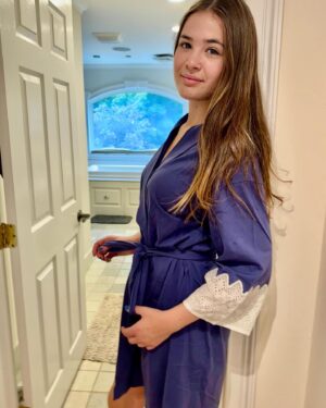 Lexia Hayden Instagram - My favorite comfy robe @luvlette 
Cozy up in LUVLETTE At-Home use 
FW24 with 15% OFF new arrivals.
.
You can search BPTA7 to shop my trendy picks on SHEIN and use my promo code ‘LAH192’ on SHEIN and LUVLETTE for 15% off!
.
SoftCottonSexyLaceSleeveRobe
ID: 40193911