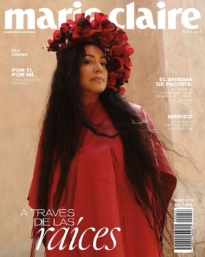 Lila Downs Instagram - Como una voz que une culturas y revoluciona tradiciones, Anna Lila Downs Sánchez, mejor conocida como @liladowns llega a nuestra edición de septiembre con orgullo y sabor a México.

Disfrutando su mexicanidad a cada instante, hacemos una retrospectiva a través de su vida y carrera; desde su infancia, marcada por influencias artísticas con exponentes como José Alfredo Jiménez y Lola Beltrán, hasta su inquebrantable compromiso con las comunidades indígenas y migrantes, con lo cual ha forjado un camino que celebra sus raíces y abraza la evolución cultural.

#LilaDownsEsMarieClaire

Encuentra la entrevista completa en nuestra edición impresa y en marieclaire.com.mx

Créditos:
Director Editorial: @gerardangulo
Fotografía: @jsotofuentes
Realización: @sergio.valenzuelach 
Editor de arte: @lh_mendozagarrido 
Peinado: @jorgebeltranhair
Maquillaje: @gigiiponce
Asistentes de Moda: @michortizand y @vanecl.__ 
Asistente de Fotografía: Manuel Gómez 
Producción: @tonygiron
Locación: @haciendasanantonioometusco