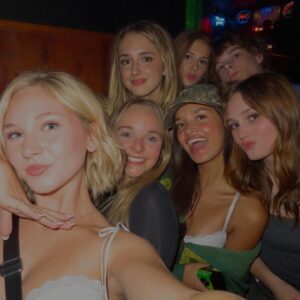 Lily Brooks O'Briant Instagram - @mckennagraceful you are so insanely talented. So lucky I got to watch you perform and bring the house down at @thetroubadour 🩷🎶