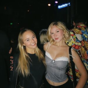 Lily Brooks O'Briant Instagram - @mckennagraceful you are so insanely talented. So lucky I got to watch you perform and bring the house down at @thetroubadour 🩷🎶