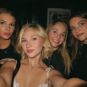 Lily Brooks O'Briant Instagram - @mckennagraceful you are so insanely talented. So lucky I got to watch you perform and bring the house down at @thetroubadour 🩷🎶