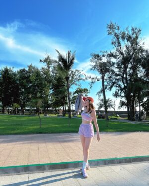 Lin Hana Instagram - 喜歡最近的生活步調💗
#子珊穿搭
全身 @pazzo x @yoooniii___ 
帽 @stussy 
鞋 @haydesign  @asicstw
#ootdfashion#style#穿搭日常分享
#ootd#wiwt#ootdfashion#穿搭日常