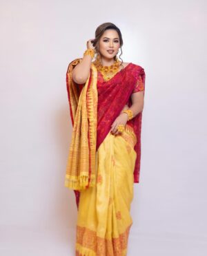 Lin Laishram Instagram - Mantri has been mastering the art of designing traditional Manipuri wear for years. His debut saree collection is nothing short of breathtaking, and as a lover of handloom, I couldn’t help but fall in love with this stunning piece I’m wearing.
Congratulations Mantri ❤️❤️❤️

Designer: @wangkheiphee_mantris_handloom 
Hmu : @rejoice_singh @simizz_makeover 
Asst by : @work_jojo 
Stylist: @stylebymarcee 
Asst by : @bon_lennnn @sumitkumarr13
Jewellery : @manibazar
Photo : @pandirajphotographia