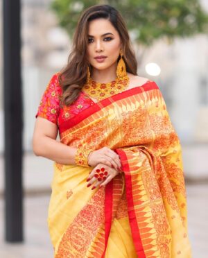 Lin Laishram Instagram - Mantri has been mastering the art of designing traditional Manipuri wear for years. His debut saree collection is nothing short of breathtaking, and as a lover of handloom, I couldn’t help but fall in love with this stunning piece I’m wearing.
Congratulations Mantri ❤️❤️❤️

Designer: @wangkheiphee_mantris_handloom 
Hmu : @rejoice_singh @simizz_makeover 
Asst by : @work_jojo 
Stylist: @stylebymarcee 
Asst by : @bon_lennnn @sumitkumarr13
Jewellery : @manibazar
Photo : @pandirajphotographia