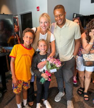 Lindsay Czarniak Instagram - So good to have the band back together this week and watch our girl do her thing on the stage. #cinderella #momlife #love #family #theater