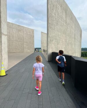 Lindsay Czarniak Instagram - We visited the flight 93 Memorial on the way to see my grandmas a year ago. My kids still talk about it. Sending love and thinking about those who lost a loved one in the attacks of September 11th #neverforget #september11