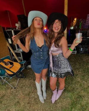 Lola Kirke Instagram - I C YU L8R 💘o