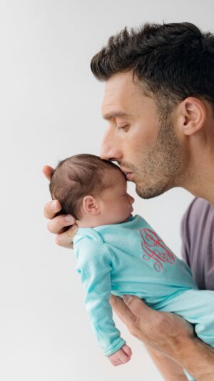 Loren Brovarnik Instagram - Happy 2nd birthday to our beautiful baby girl!! Ari, you are the most beautiful, sassy, lovable girl and 2 years ago you completed our family … AND on this day 9 years ago, our family started! @alex_brovarnik there are no words to describe my endless love for you! You still give me butterflies and headaches and I wouldn’t change it for anything! This is our happily ever after! Happy anniversary! אני אוהבת אותך 
החיים שלי 🫶🏼🥂 
#teambrovarnik #babyb #birthdaygirl #anniversary #432 #marriedlife #90dayfiancehappilyeverafter #hardworkpaysoffs