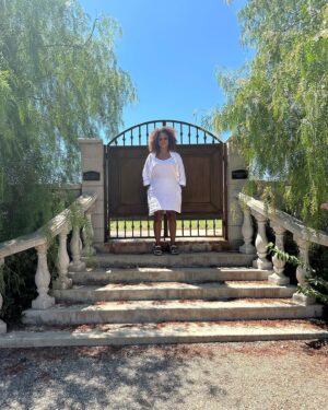 Lorraine Toussaint Instagram - Chillin with my girl in The Bu. So many memories…. Hard times and great times. Celebrating… Life!
