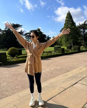 Louisa Mak Instagram - Congratulations Kirsty & Kelvin. Beautiful weather, beautiful venue, beautiful speeches. 

PS 中秋節快樂！
PPS 飛英國機票真係好緊張😪😪😪

#ashridge #wedding #cambridge
