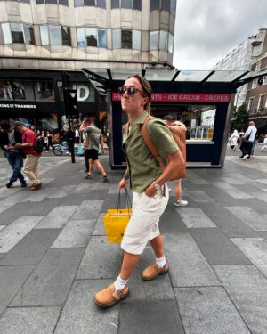 Lucy Bronze Instagram - Bit of everything 🪄