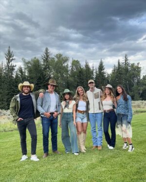 Lucy Hale Instagram - wyoming bringing big majestic energy 🌈🦌