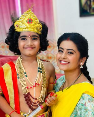 Maahi Gouthami Instagram - Andhariki Krishnashtami Subhakankshalu🤩🥰 
Ma Chi La Sow Krishnayya tho♥️ 
#chiranjeevilakshmisowbhagyavathi #lakshmi #junnu #krishnashtamispecial #maahigouthami #janmashtami #instagood #instadaily #instamood #instalike