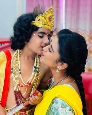 Maahi Gouthami Instagram - Andhariki Krishnashtami Subhakankshalu🤩🥰 
Ma Chi La Sow Krishnayya tho♥️ 
#chiranjeevilakshmisowbhagyavathi #lakshmi #junnu #krishnashtamispecial #maahigouthami #janmashtami #instagood #instadaily #instamood #instalike