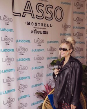 MacKenzie Porter Instagram - Im obsessed with you Montreal 🤩 @lassomtl yall SHOWED up!!! 

📷 @b.f.media