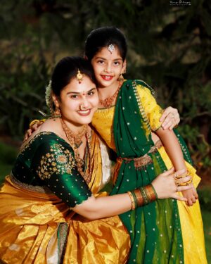 Madhu Reddy Instagram - The only love that I really believe in is a mother’s love for her children.’’ Children’’😘❤️🤗

Sareee : @pattusareesbysai 
Blouse&purvi👗 @pravallis_boutique 
MUA: @sushma_reddy_makeup_artist 
 📸 :: @tinyhugsphotography 

#happy #instagram #instalove #feed #loveislove #love #heart #childrenphotography #kids #saree #sareelove #sareelover #sareeindia #sareecollection #sareestyle #sareecollection #pattusarees #pattu #treditional #treditionaljewellery #jewellery #trending #trend #puja #decoration #decoracion #festival #festivallife #festivaloutfit #motherdaughter #mothernature