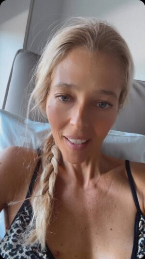 Mafalda Teixeira Instagram - A cirurgia correu bem!
Obrigada a todos pelo vosso carinho 🥰
Agora é todo o processo de recuperação!
#cirurgia #hospital
