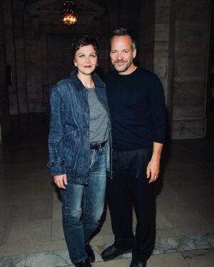Maggie Gyllenhaal Instagram - Thank you @jcrew for a lovely evening at the @nypl. 
#injcrew #ad