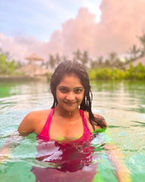 Maheswari Yayathiraj Instagram - #bali #indonesia #poolvibes #travelgram #lovetotravel #ubud #waterwithnature