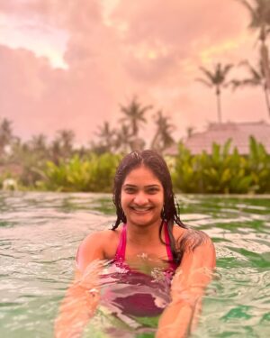 Maheswari Yayathiraj Instagram - #bali #indonesia #poolvibes #travelgram #lovetotravel #ubud #waterwithnature