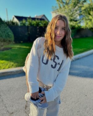 Maïka Desnoyers Instagram - Je dépose ça ici oufff!!!
Manque juste Hayden haha!

Maternelle
5e année
Secondaire 5

Dans trois écoles différentes 🤪🩷🙏🏻