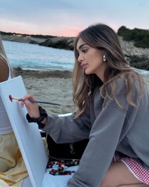 Maïssane Aghioul Instagram - Mes fleurs 🌷