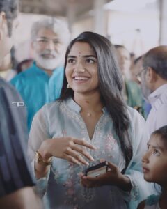Actress Malavika Manoj HD Photos and Wallpapers November 2024