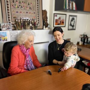 Malena Pichot Instagram - El dia que Rafa conoció a la heroa de la nacion!
Gracias Estela
Gracias @abuelasdifusion 
Gracias @futurockok por este momento