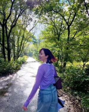 Manami Higa Instagram - Nagano Trip 🦋💫

#trip #長野県 #上高地 #明神池