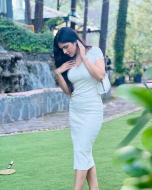Manpreet Dolly Instagram - POV-Tell me how to laugh😛
.
.
#beautiful #beautifulgirls #lovethisgirl #loveyou #preetygirl