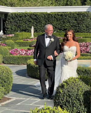 Margaret Josephs Instagram - Congrats to the Rosen’s!! 
What a magical evening celebrating love, laughter, glamour and sophisticated elegance !! @tempesttjune @brosen27 everything was perfection just like you two!!
🥂🎉👰🏻🤵🏻❤️